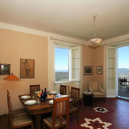 Sleeps 4 Apartment *